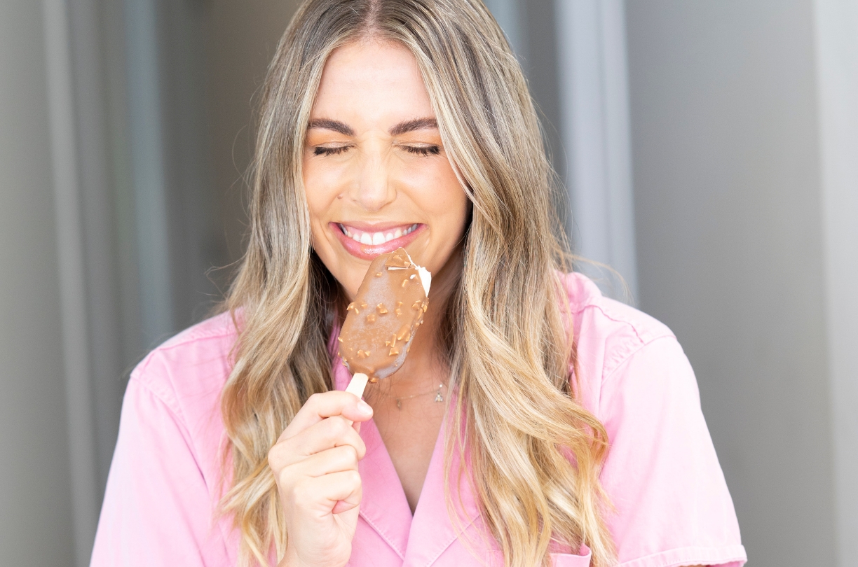 lyndi cohen dietitian and nutritionist talking about her experience with binge eating disorder