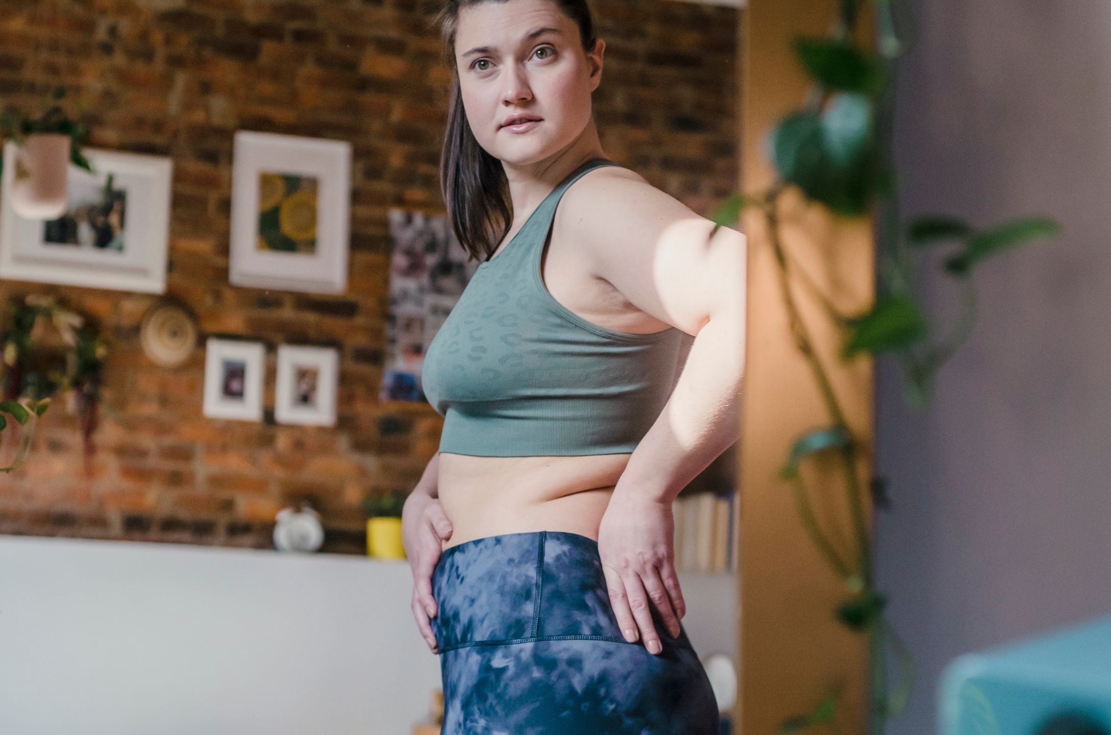 girl concerned with body image