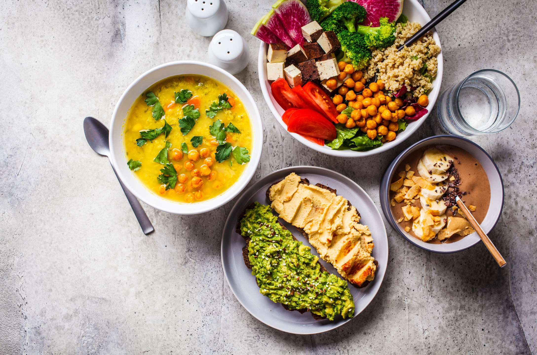 eating disorder dietitian discusses why you never feel satisfied after eating