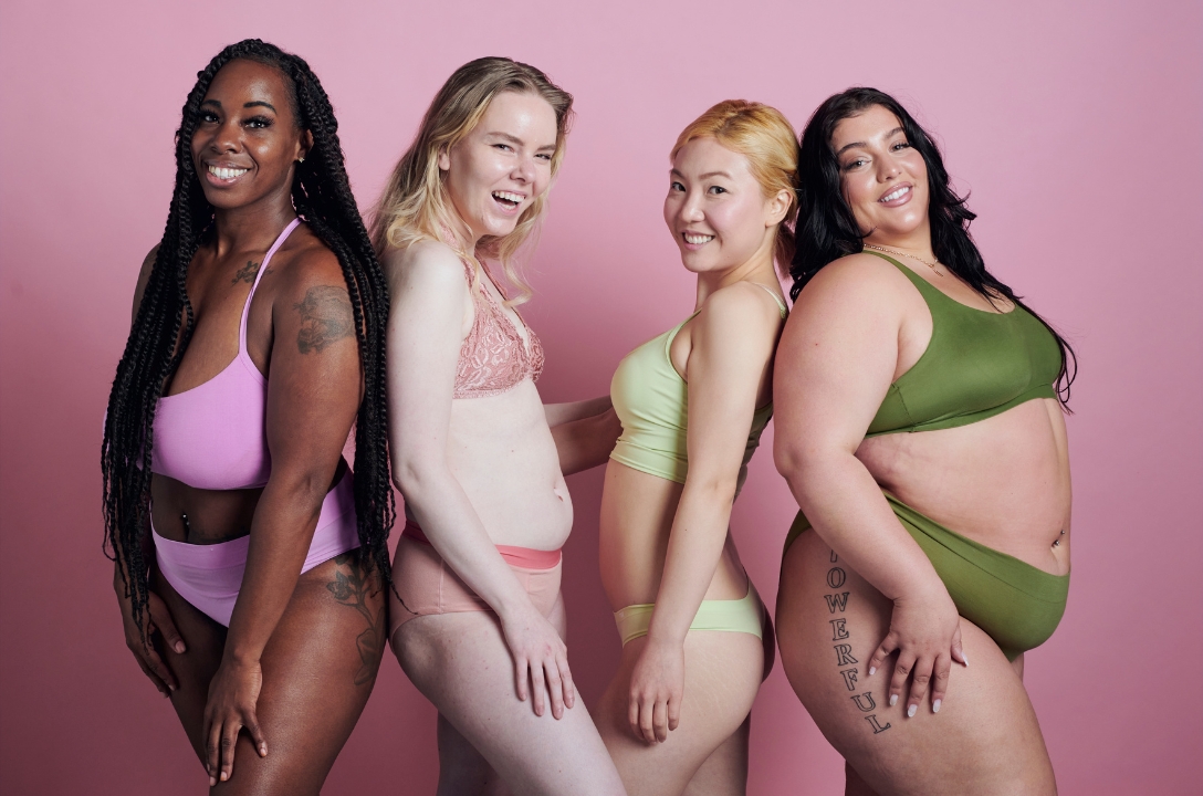 4 women celebrating body positivity 